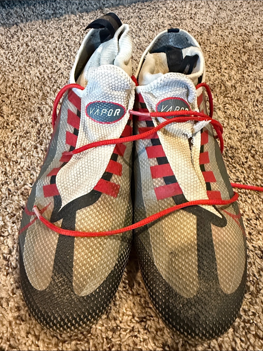 Nike Vapors Size 10.5-Men's Gray & Red Athletic Shoes-Football Cleats